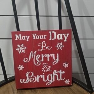 Red Holiday Wall Sign - Merry & Bright